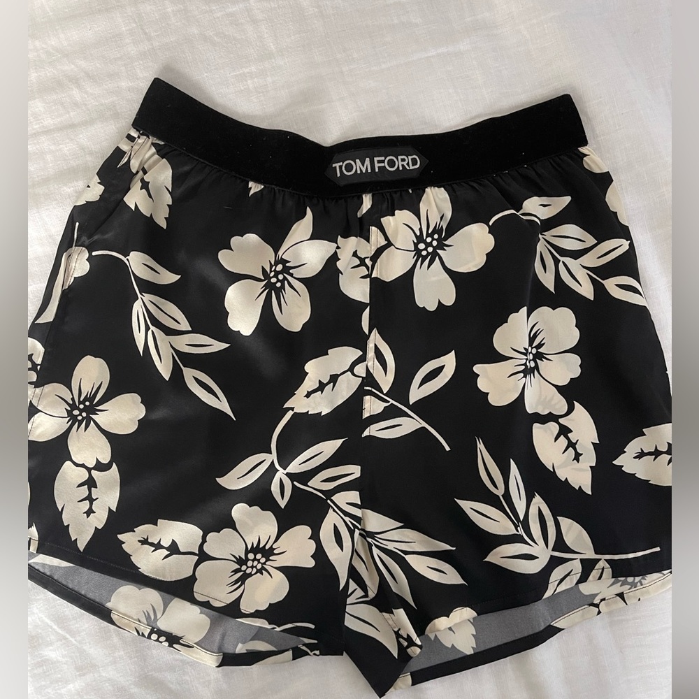 TOM FORD
HIBISCUS PRINT SILK BOXER BRIEFS